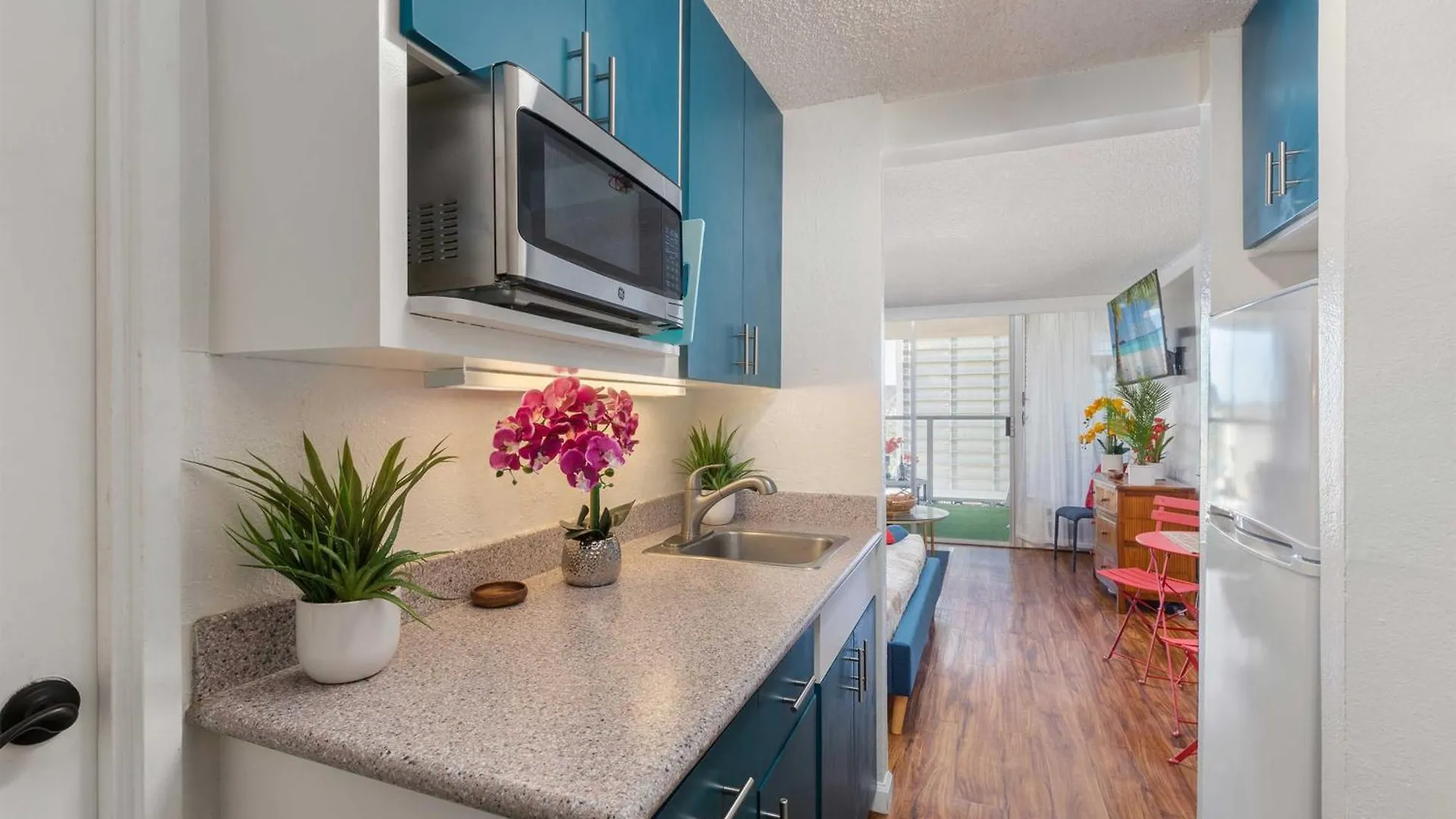 Vibrant Studio In The Heart Of Waikiki! Apartment Honolulu